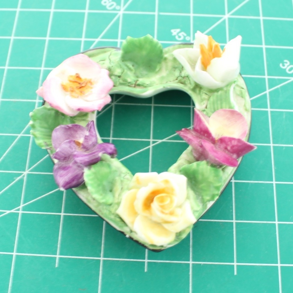 Coalport Bone China Heart Napkin Ring Floral Made in England Vintage Black Base